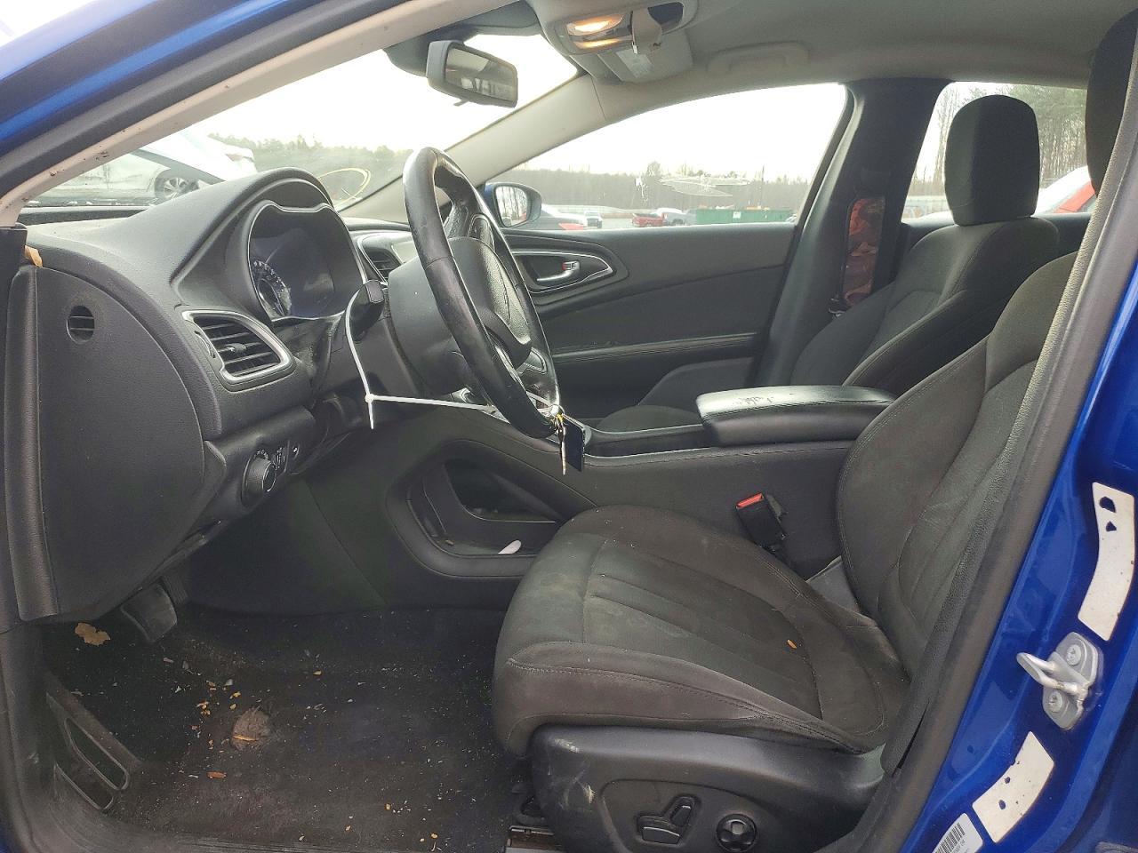 2015 CHRYSLER 200