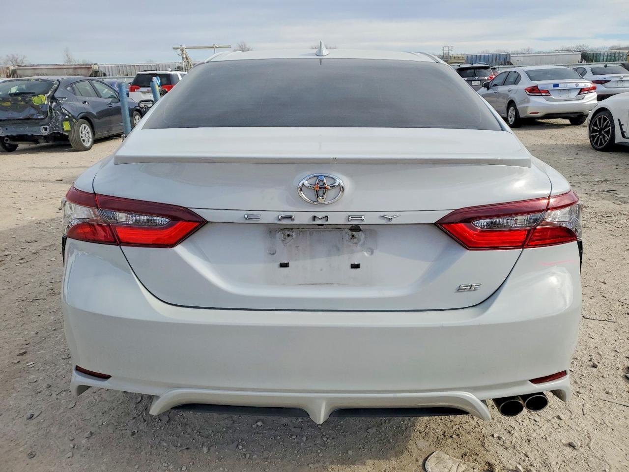 2022 TOYOTA CAMRY