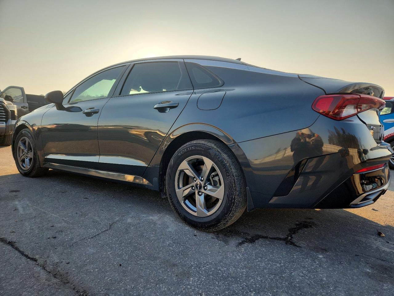 2022 KIA K5