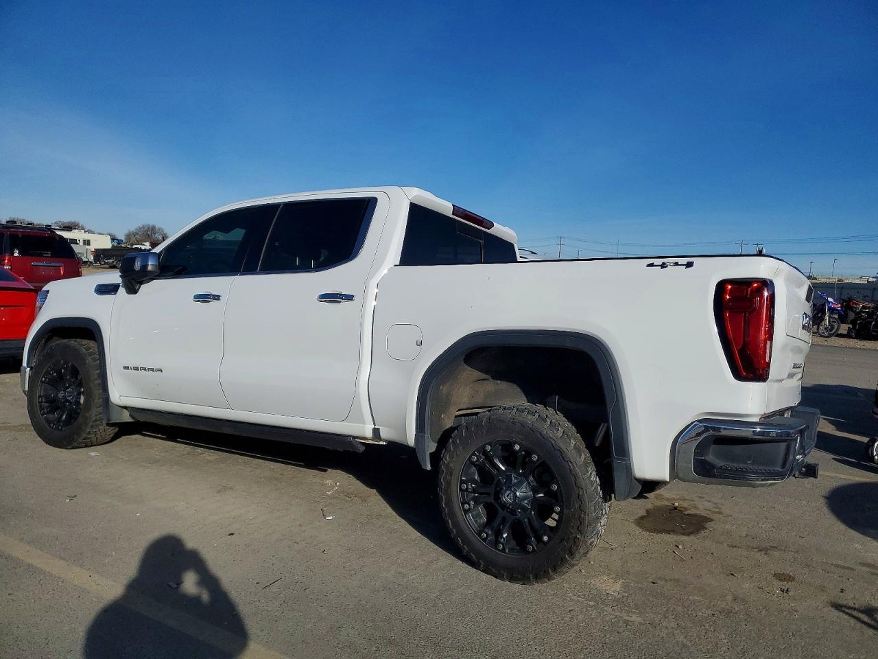 2020 GMC Sierra