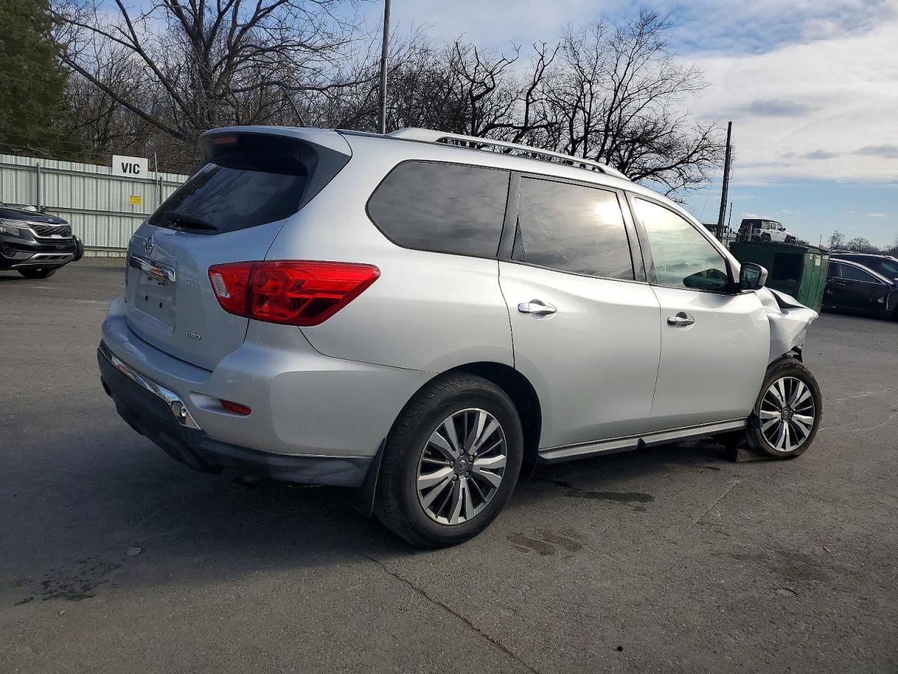 2018 NISSAN PATHFINDER