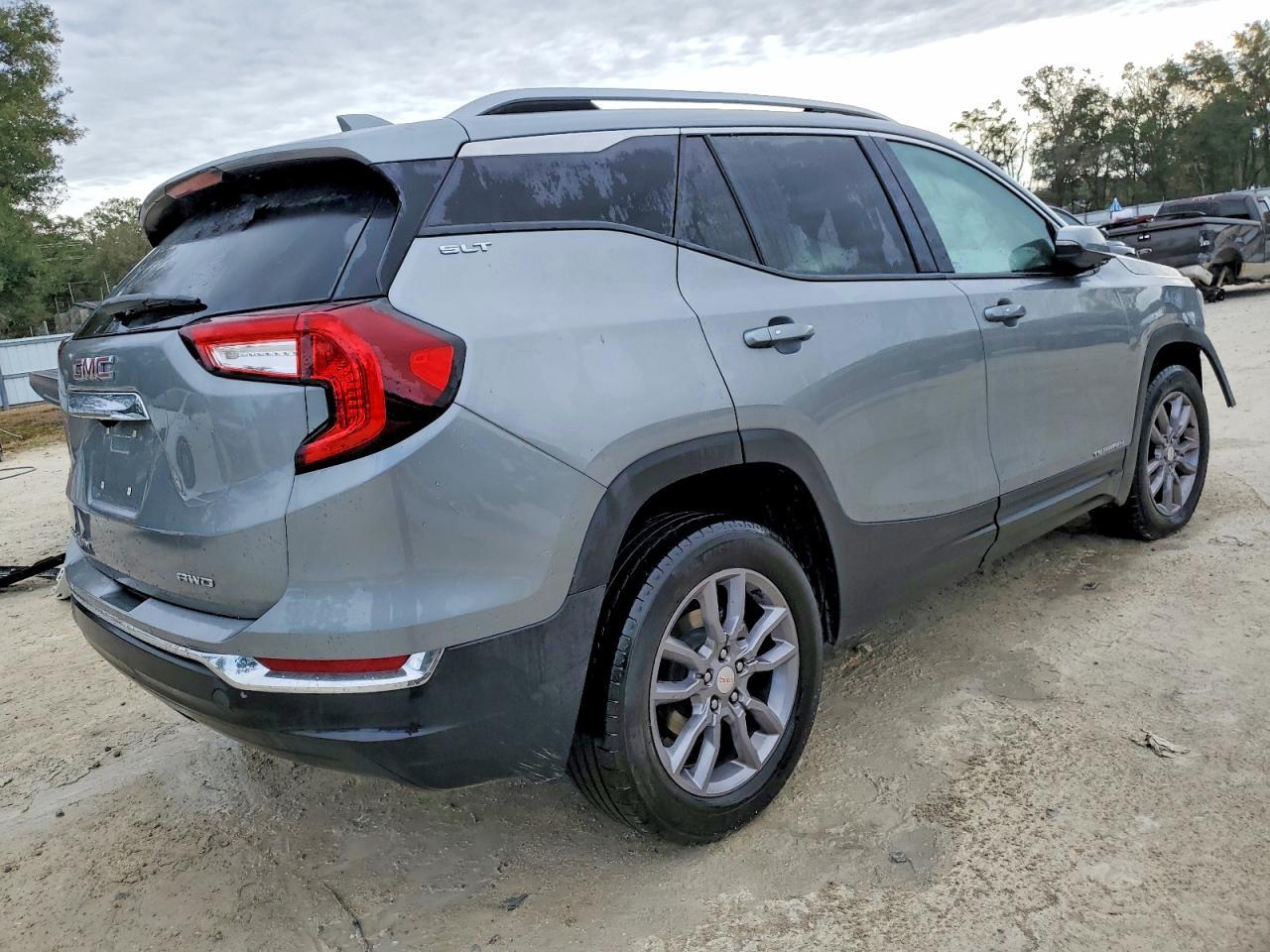 2024 GMC Terrain