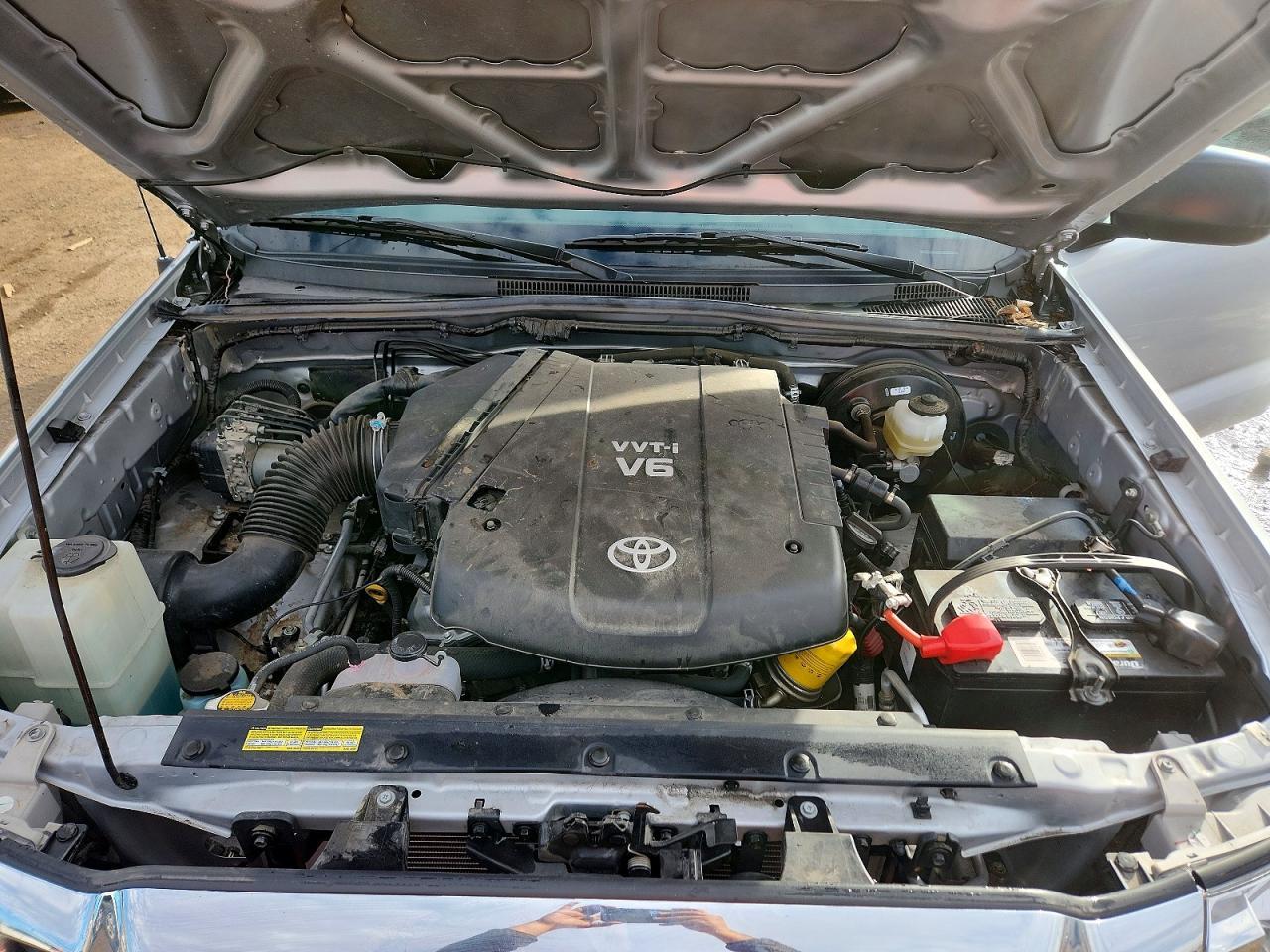 2011 TOYOTA TACOMA