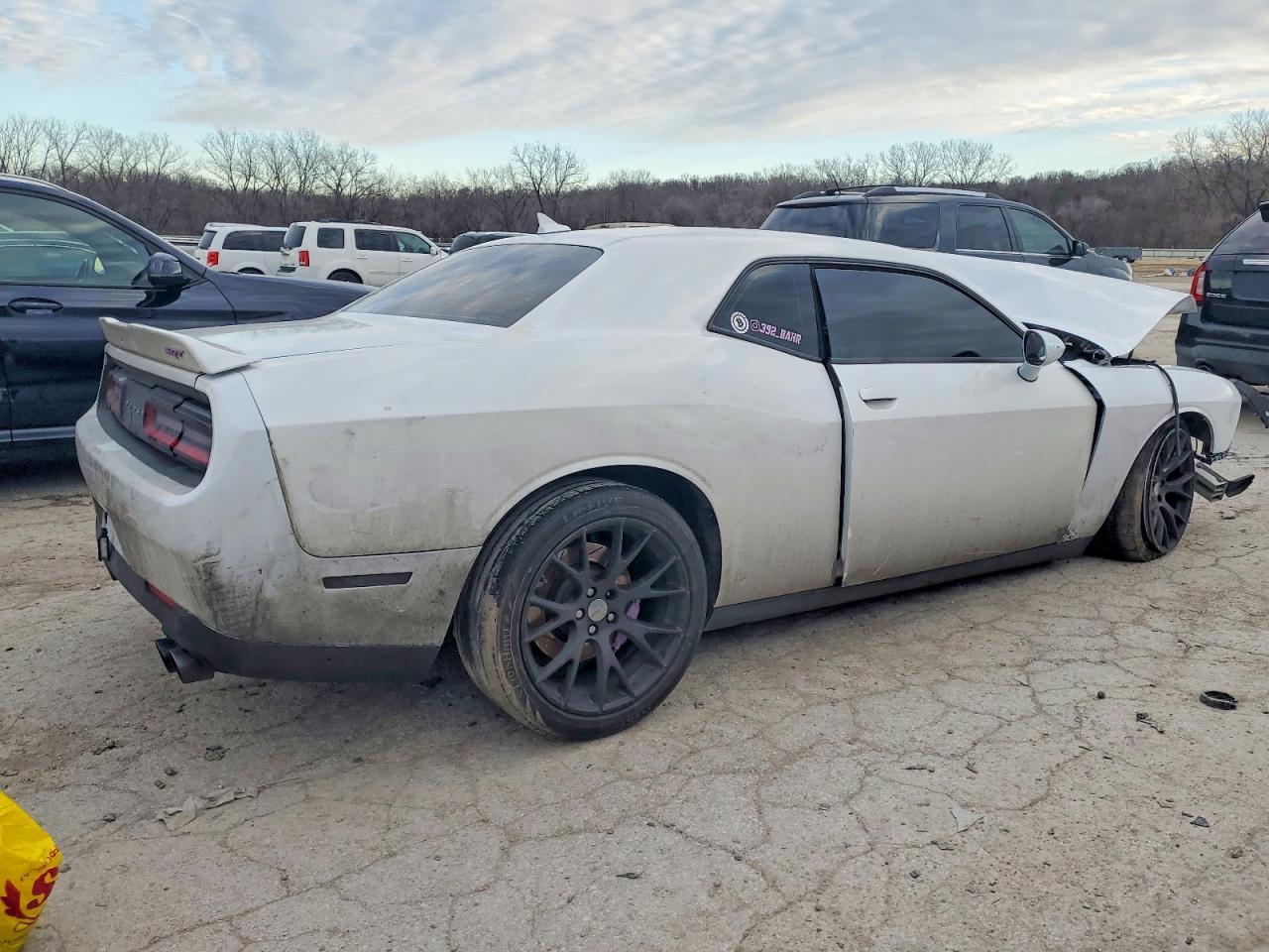2016 DODGE Challenger