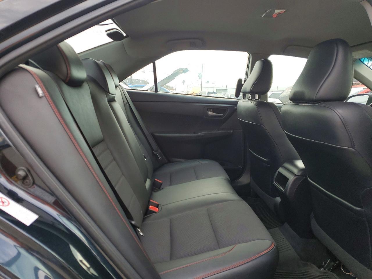 2017 TOYOTA CAMRY