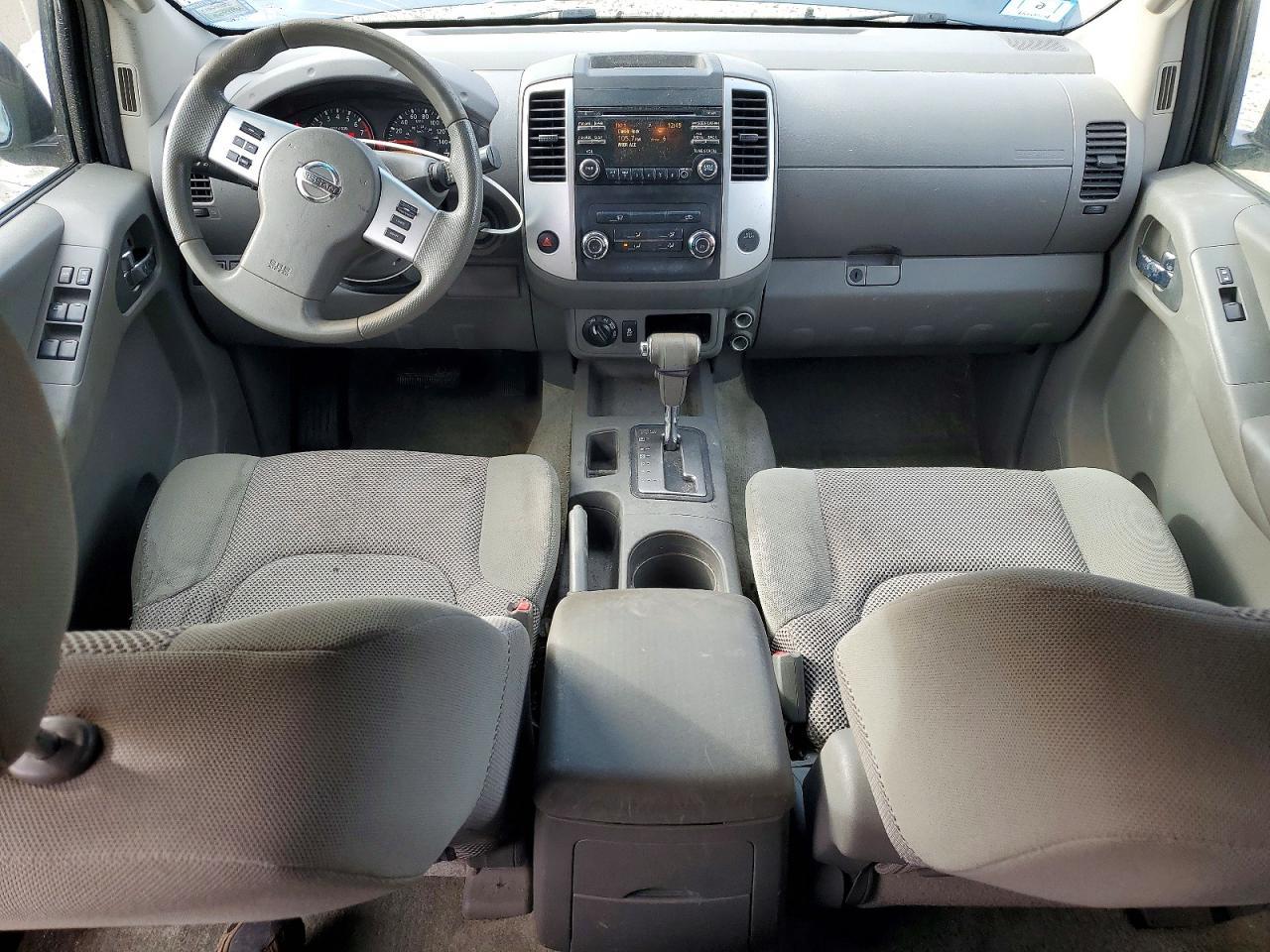 2014 NISSAN Frontier