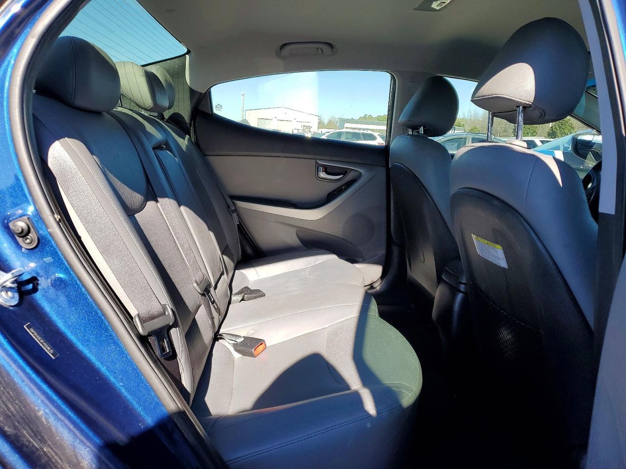 2015 HYUNDAI ELANTRA
