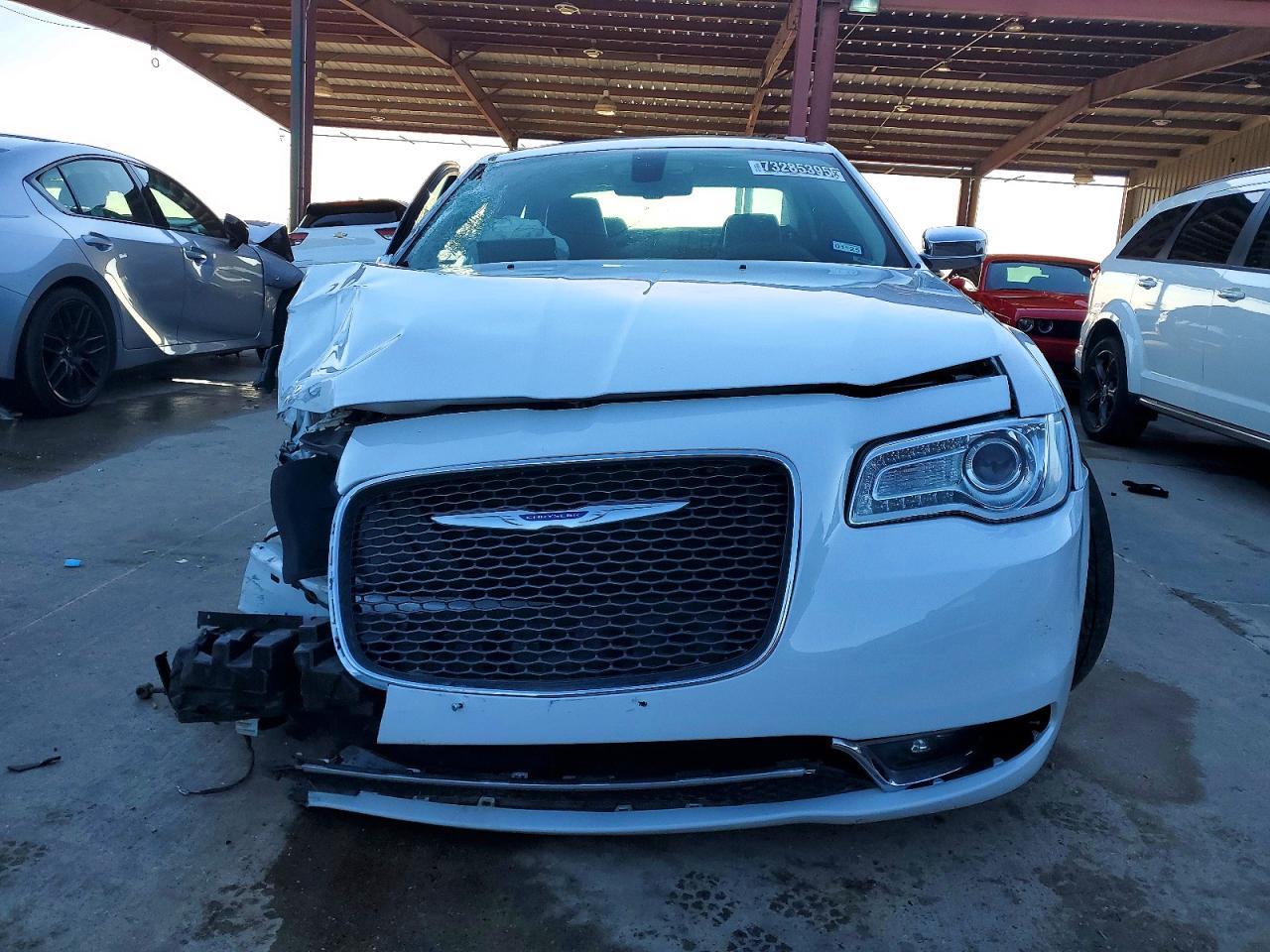 2020 CHRYSLER 300