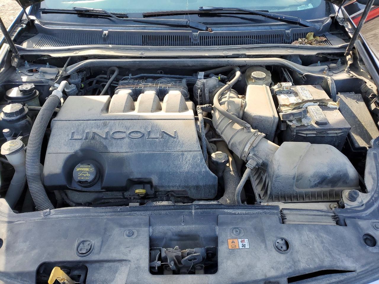 2010 LINCOLN MKS