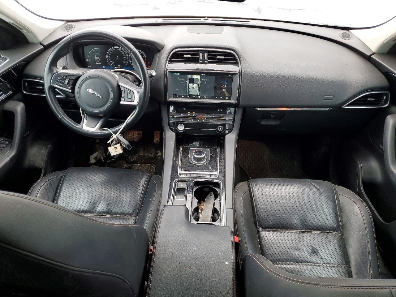 2018 JAGUAR F-Pace