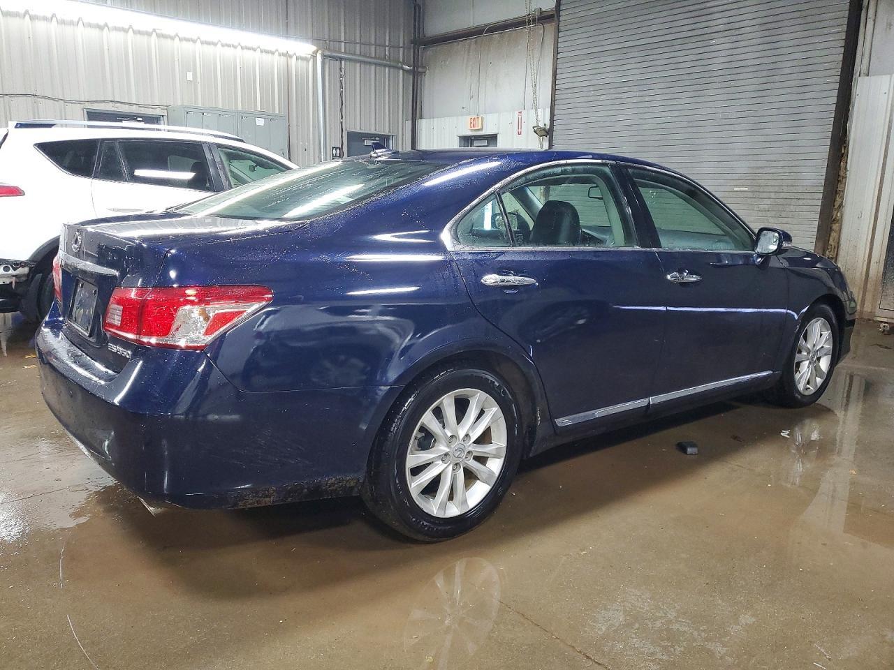 2011 LEXUS ES 350