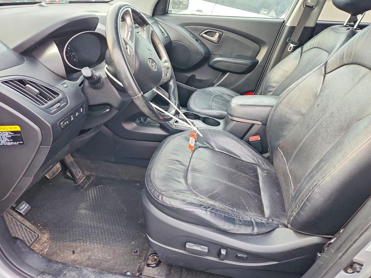 2012 HYUNDAI TUCSON