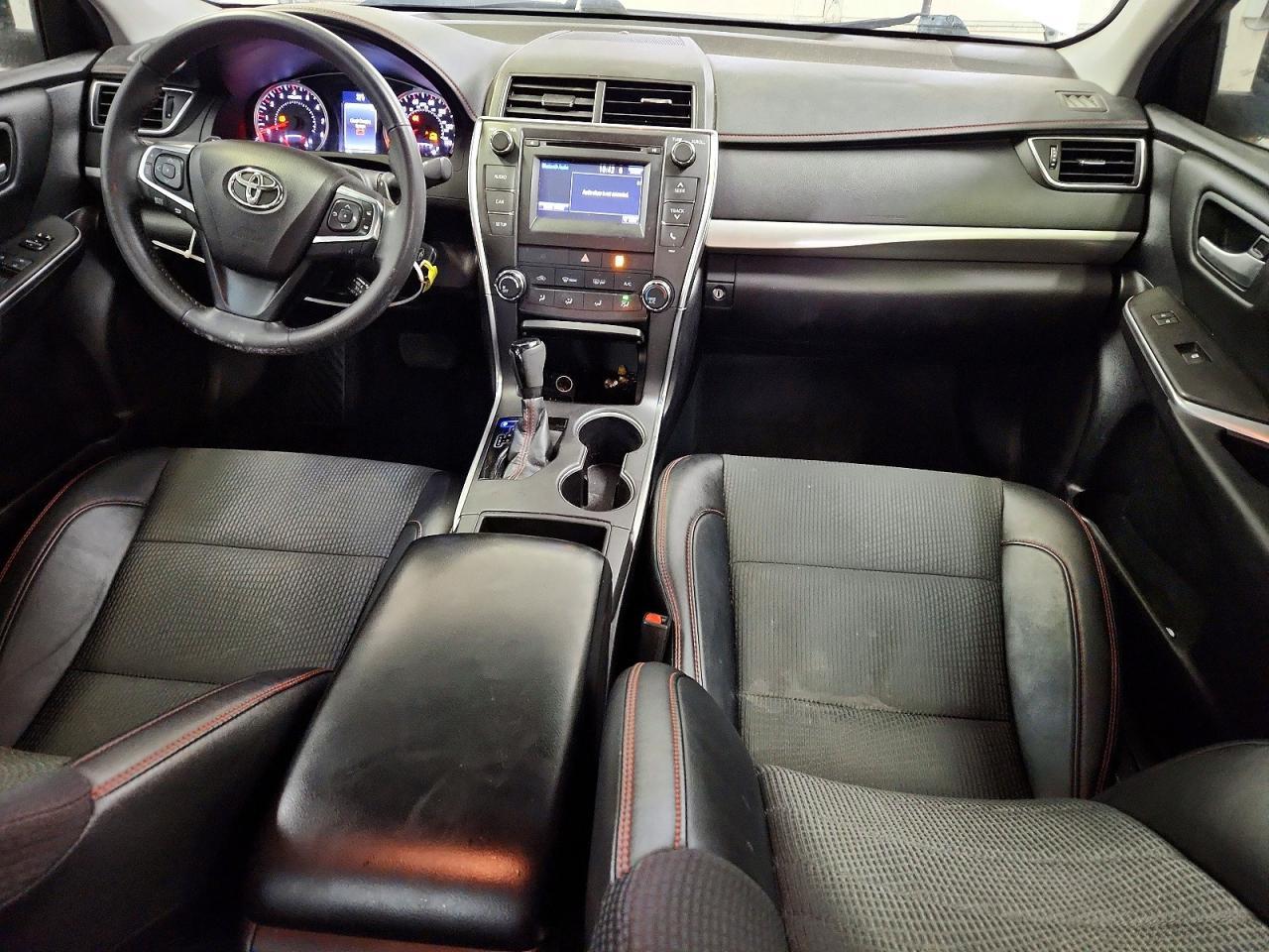 2017 TOYOTA CAMRY