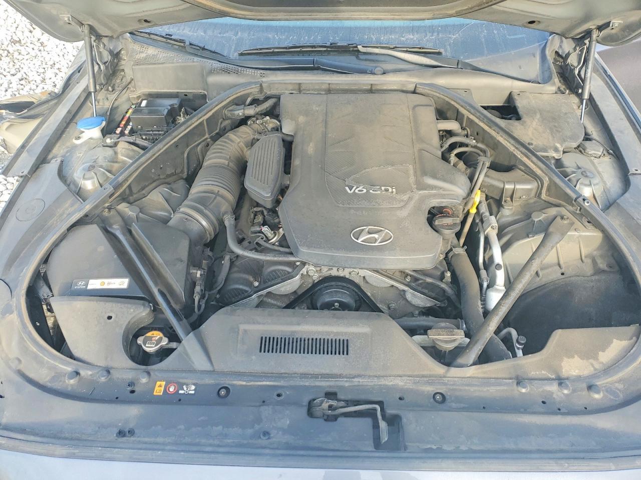 2015 HYUNDAI GENESIS