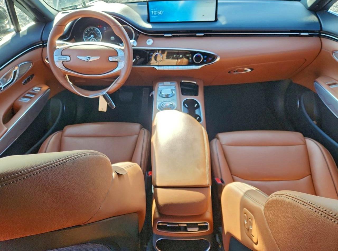 2023 GENESIS GV70