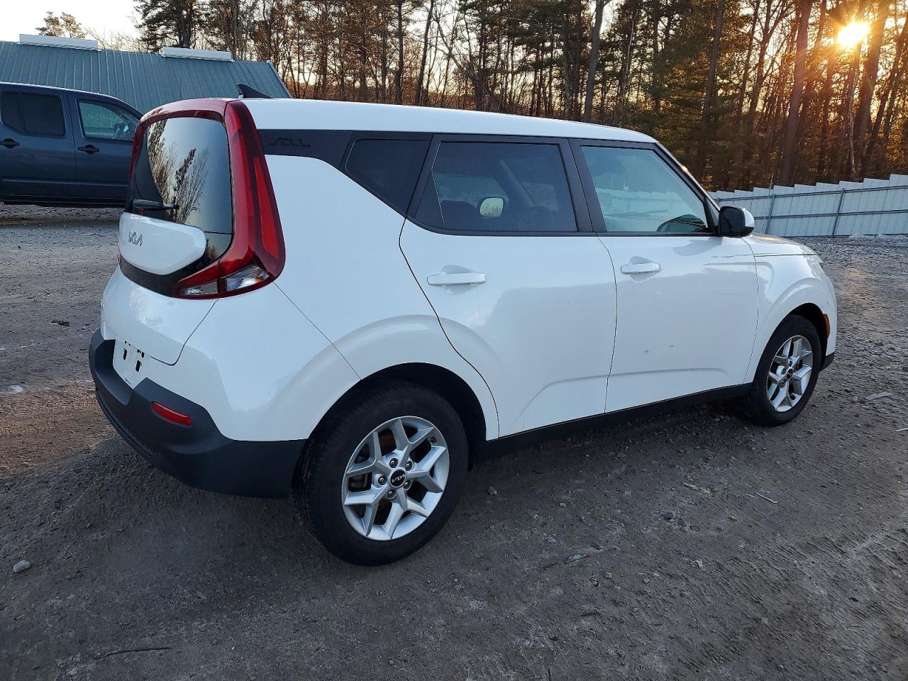 2022 KIA SOUL