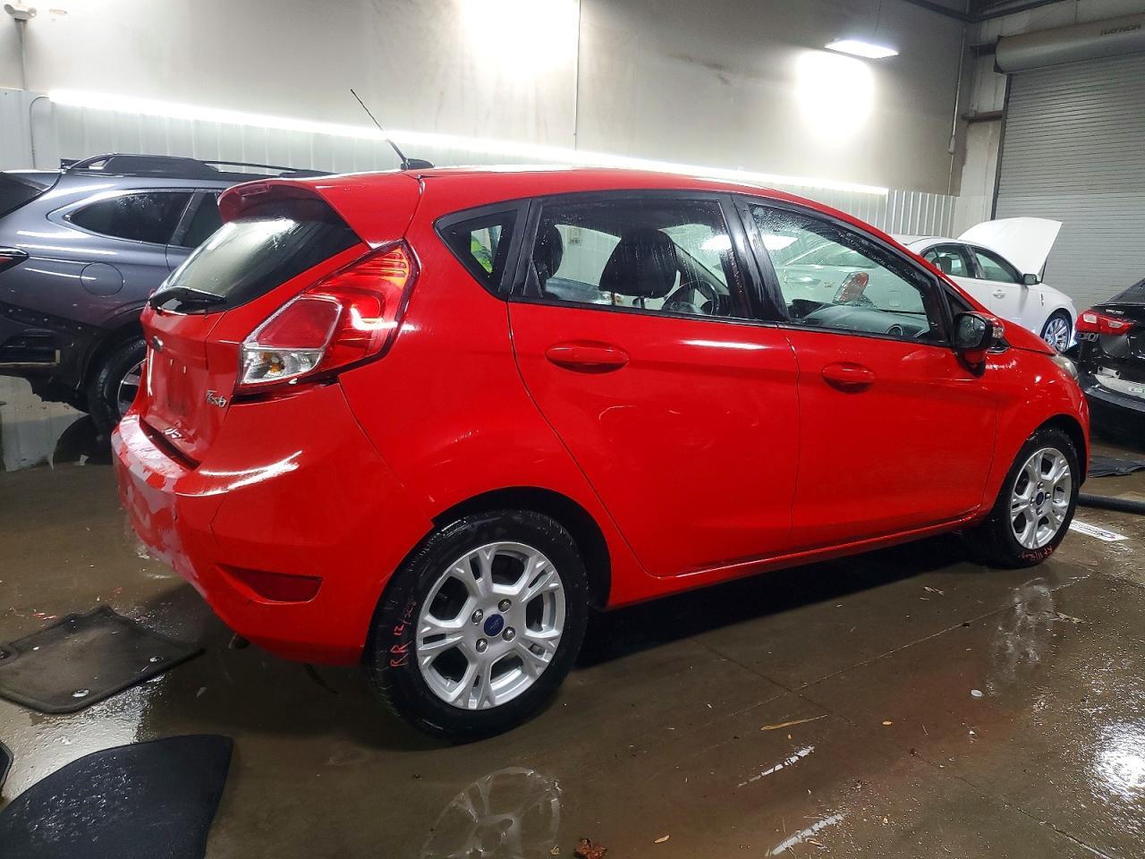 2015 FORD Fiesta