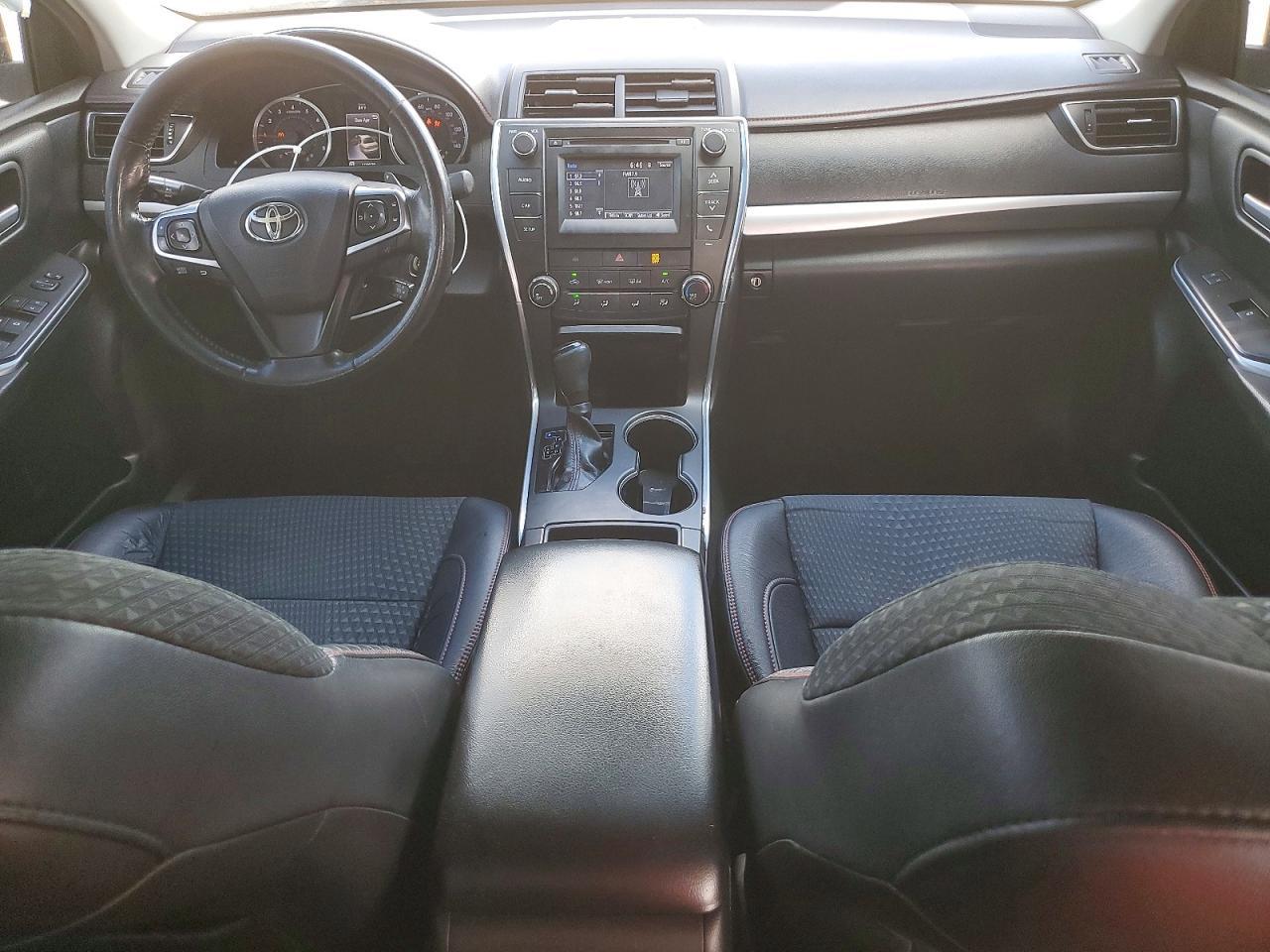 2015 TOYOTA CAMRY