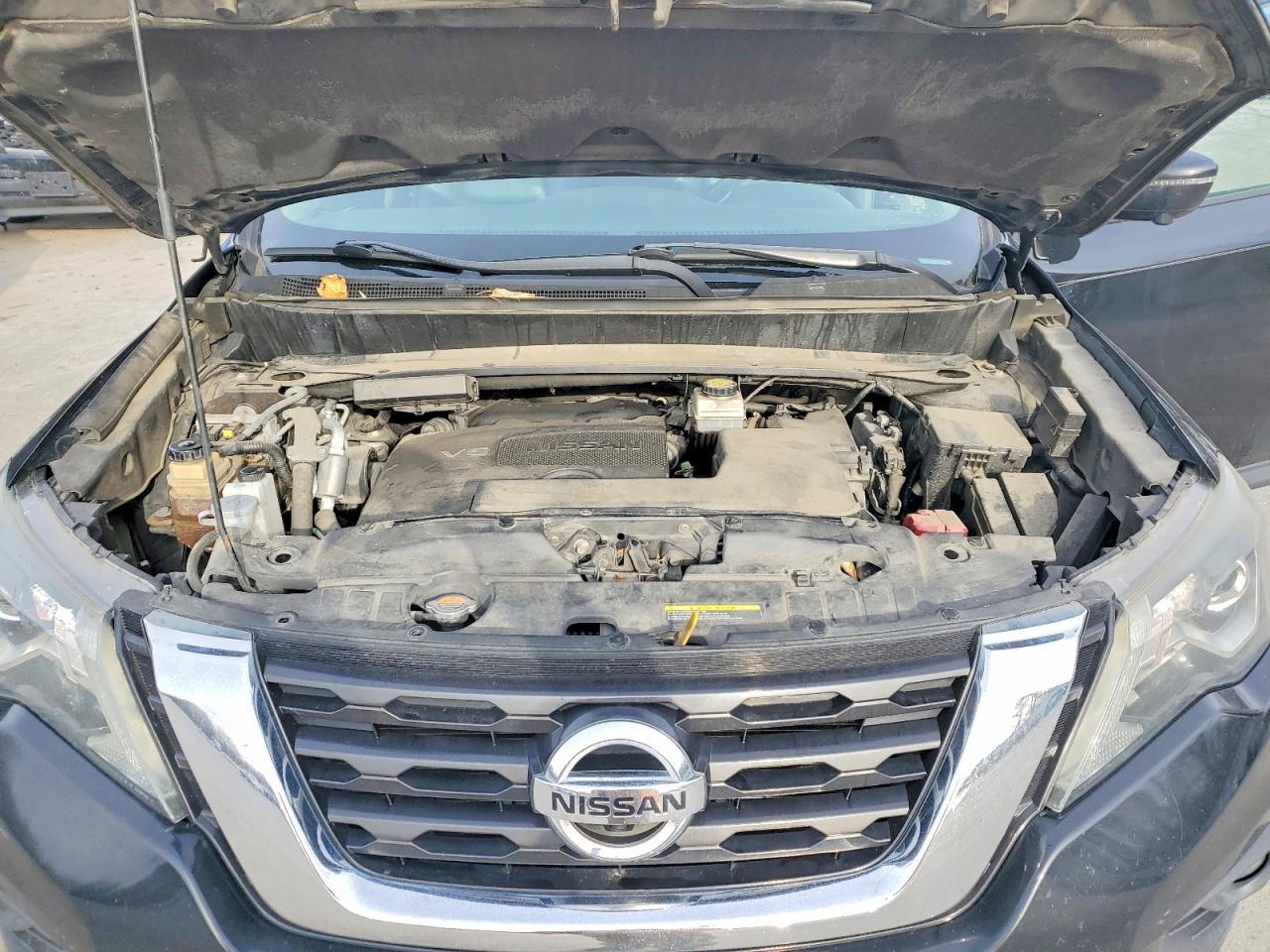 2017 NISSAN PATHFINDER