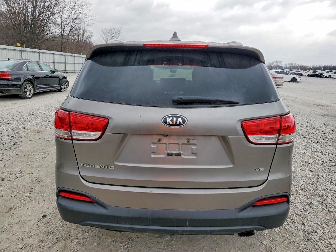 2016 KIA SORENTO