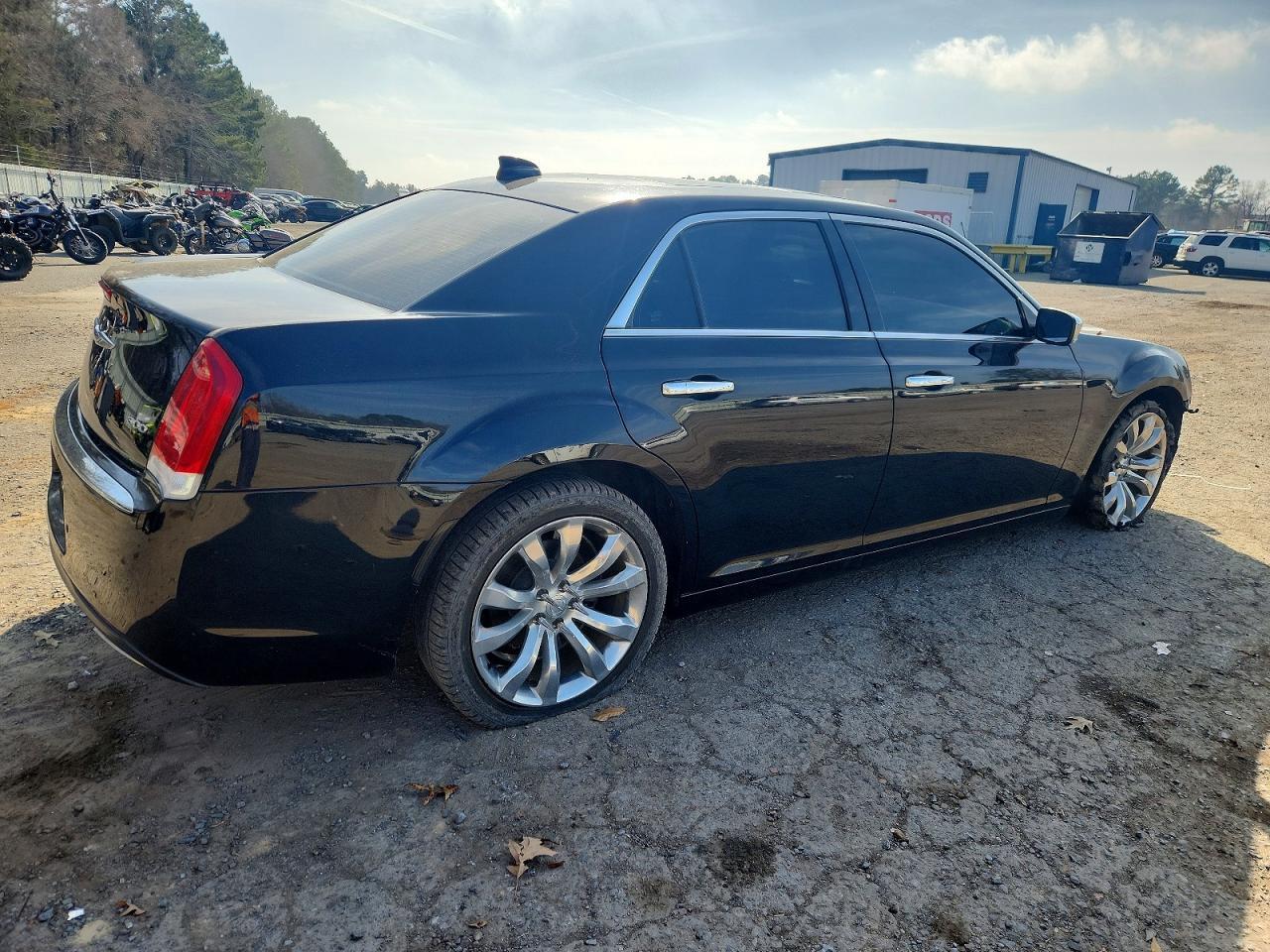 2018 CHRYSLER 300