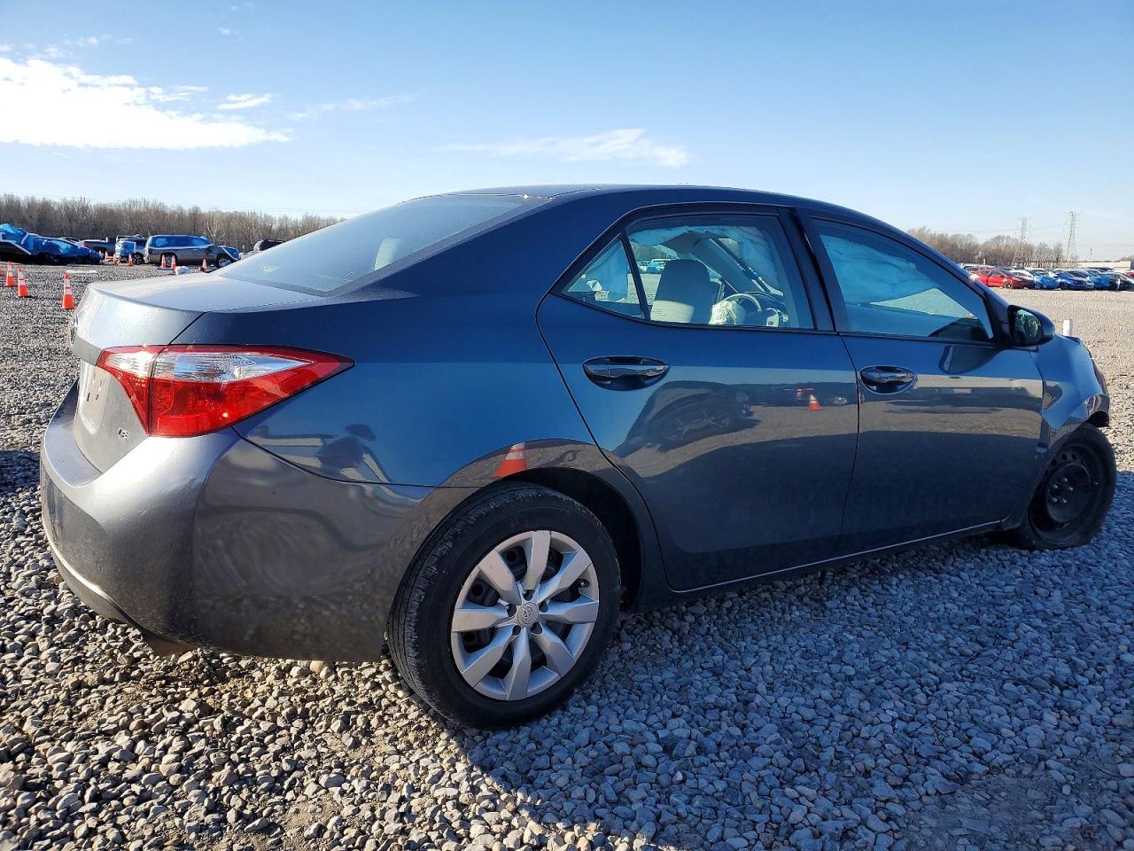 2015 TOYOTA COROLLA
