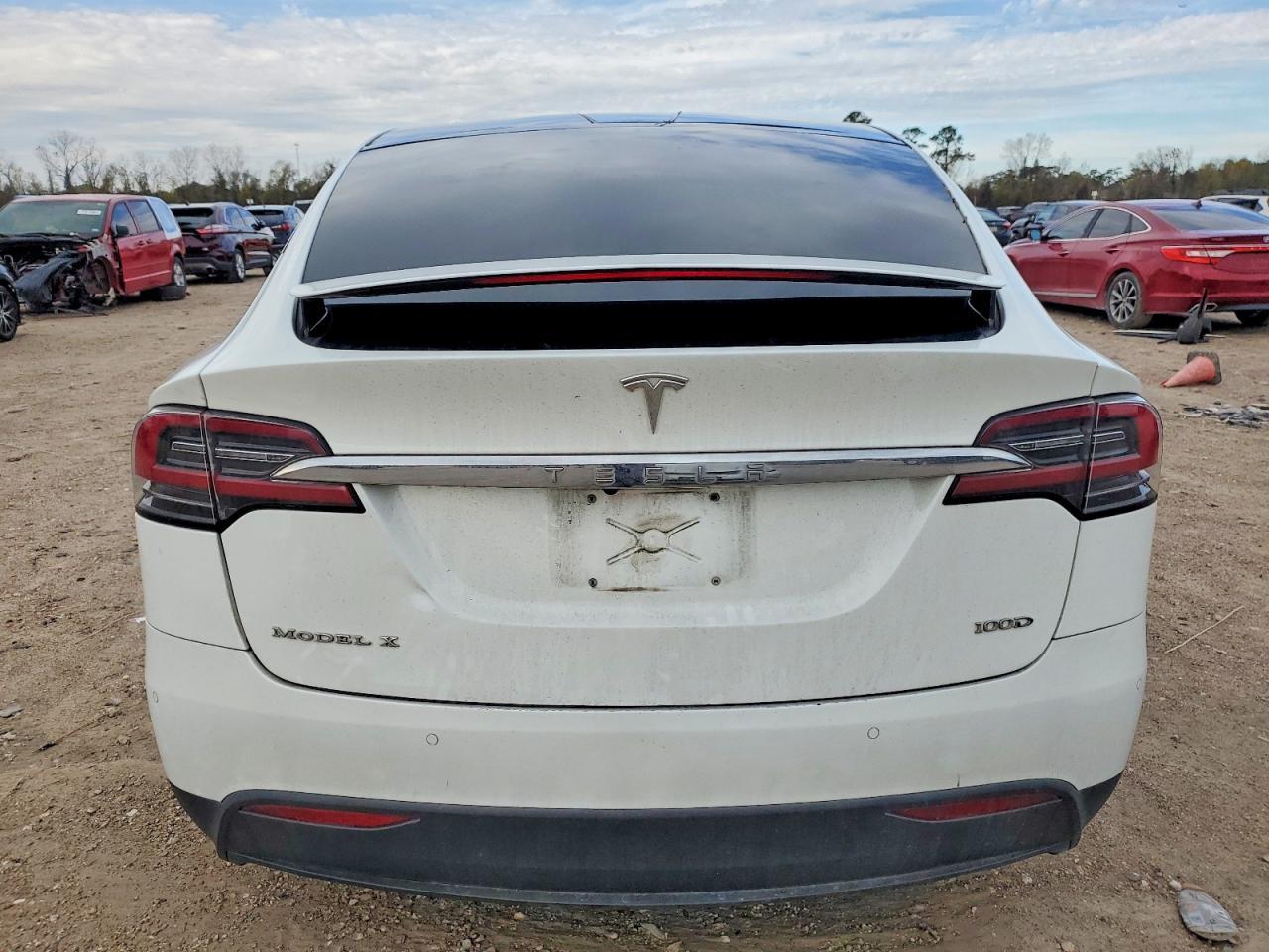 2017 TESLA MODEL X