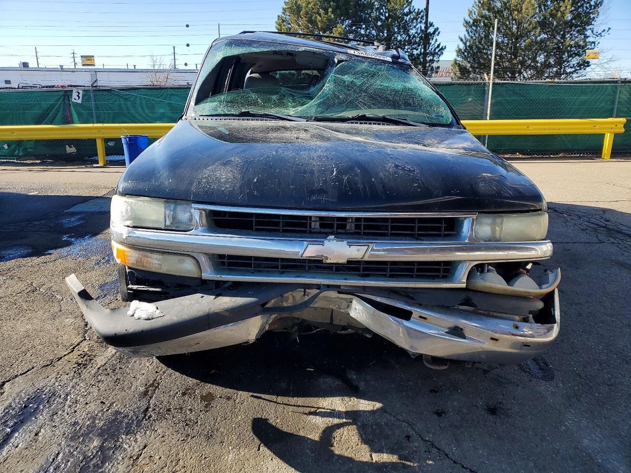 2002 CHEVROLET Suburban
