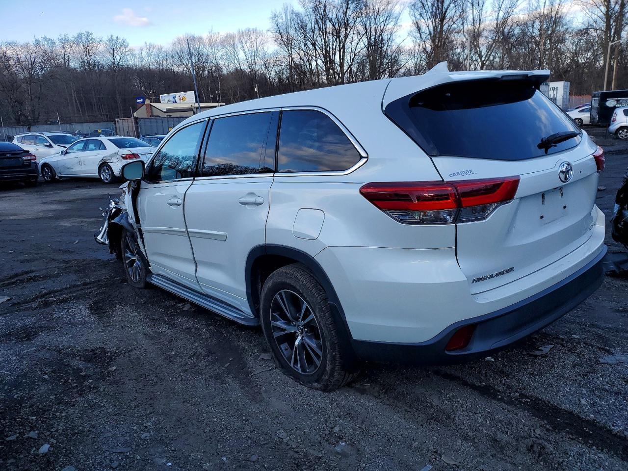2018 TOYOTA HIGHLANDER
