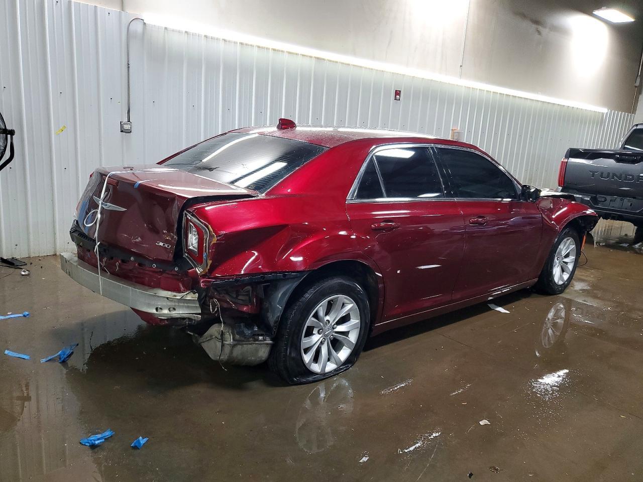 2020 CHRYSLER 300