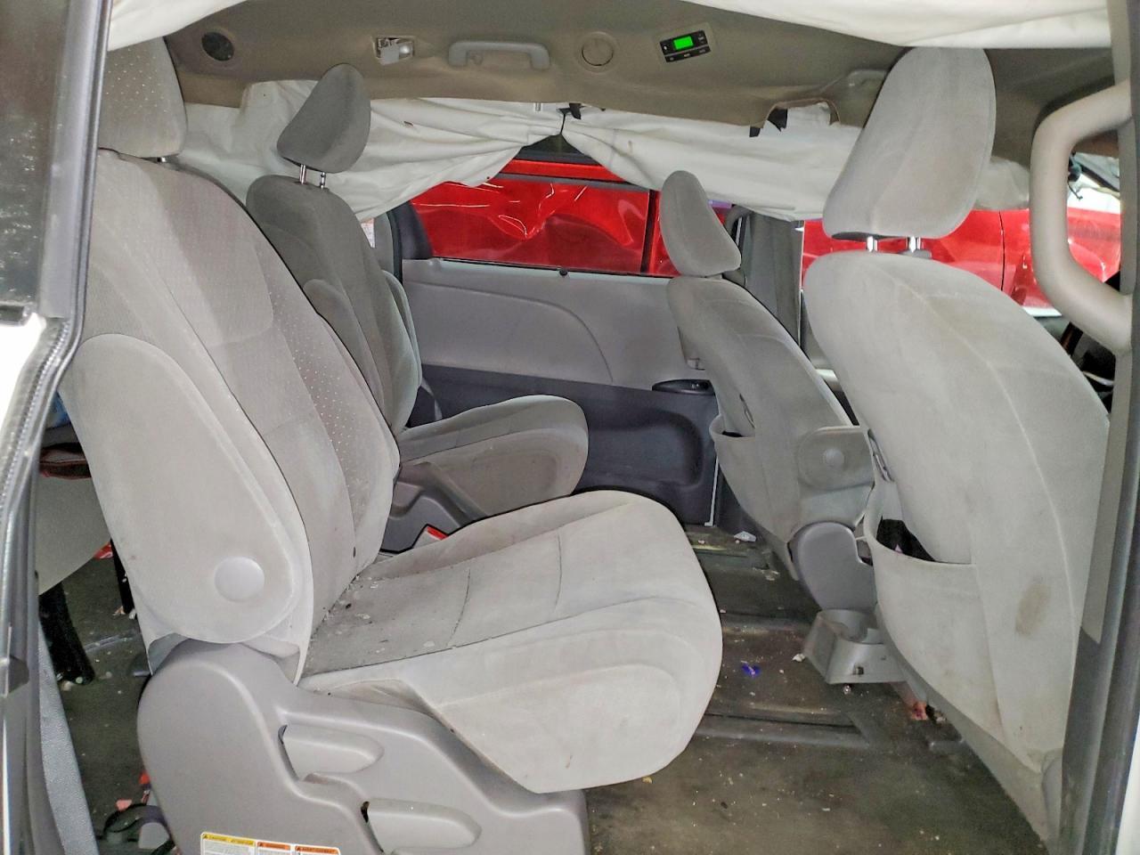 2017 TOYOTA SIENNA