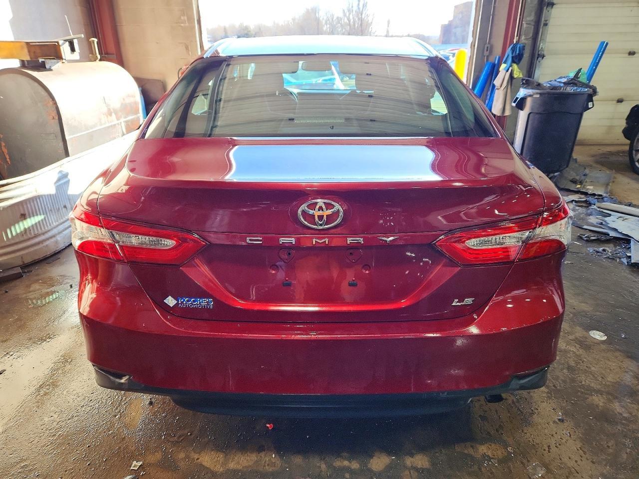 2018 TOYOTA CAMRY