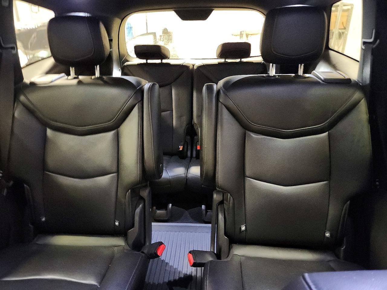 2021 CADILLAC XT6