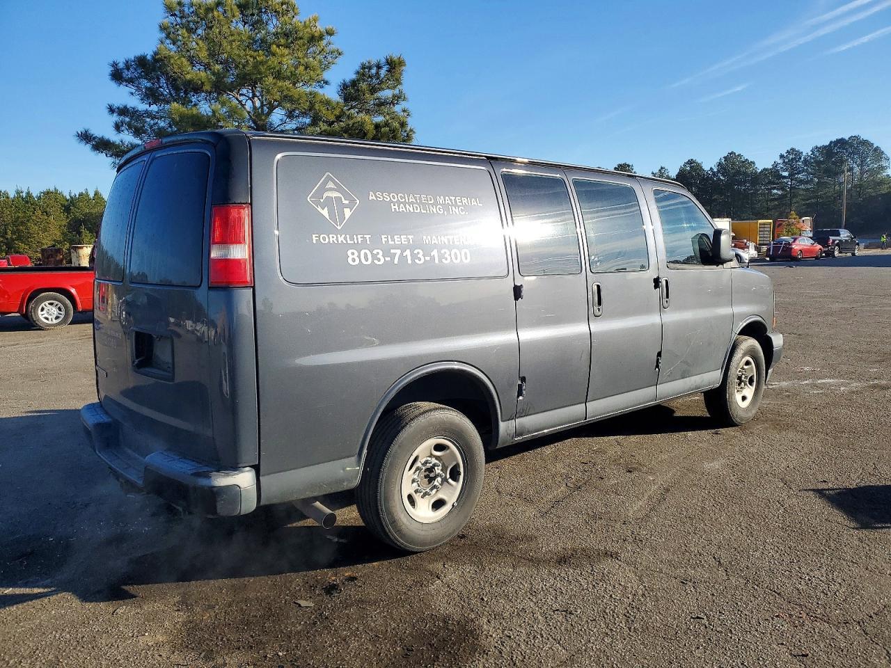 2017 CHEVROLET Express 3500