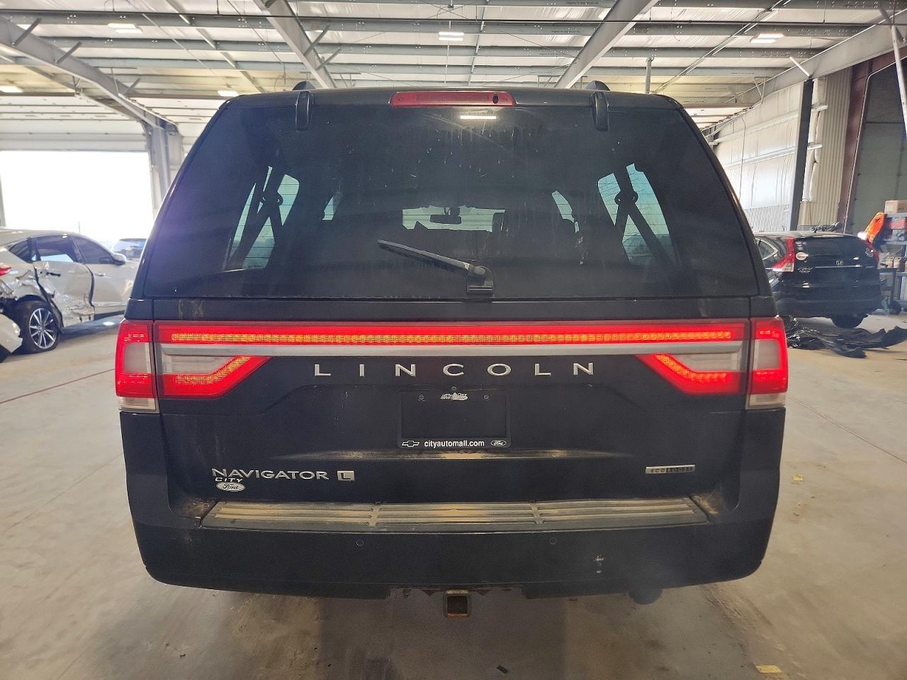 2016 LINCOLN Navigator