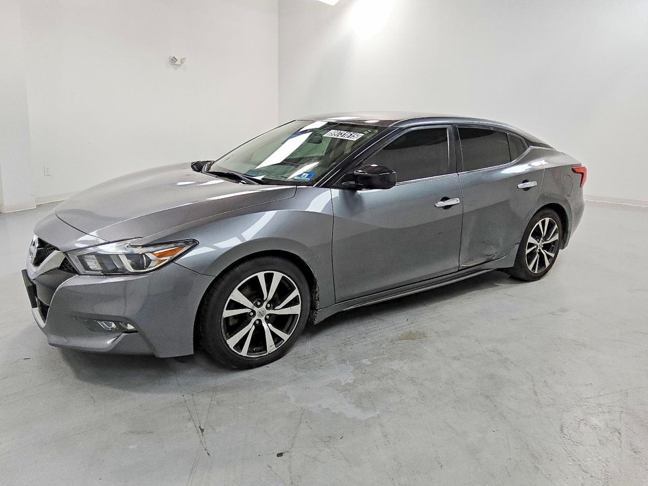 2016 NISSAN Maxima