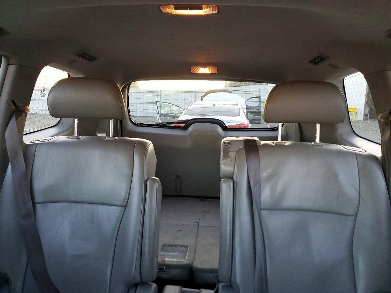 2012 TOYOTA HIGHLANDER