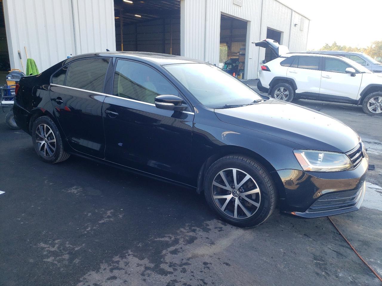 2017 VOLKSWAGEN JETTA