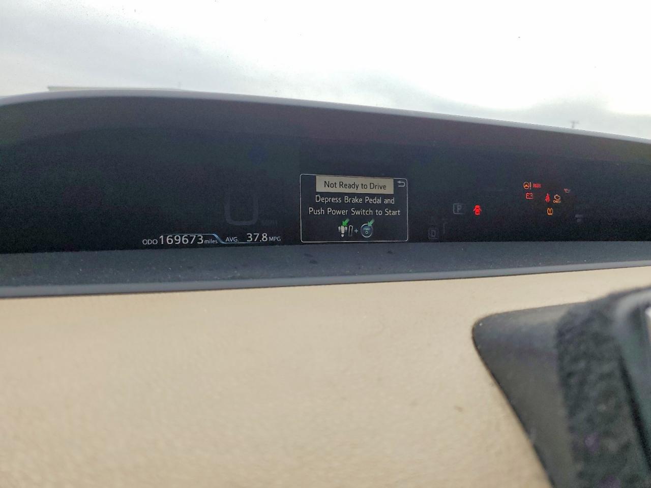 2016 TOYOTA PRIUS