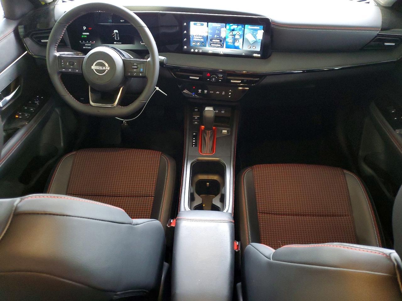 2026 NISSAN KICKS
