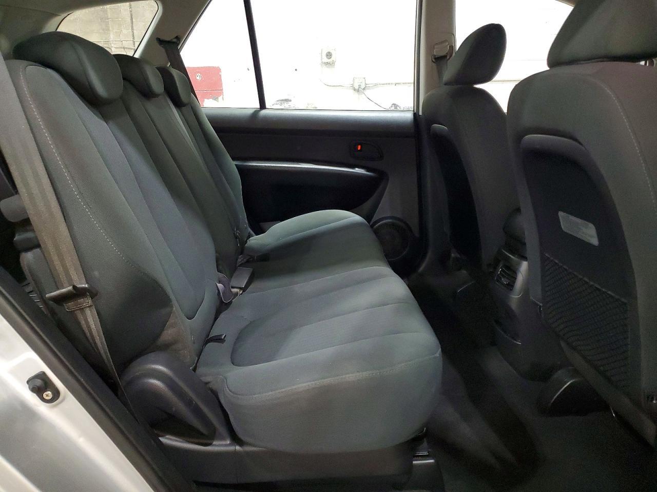 2008 KIA RONDO