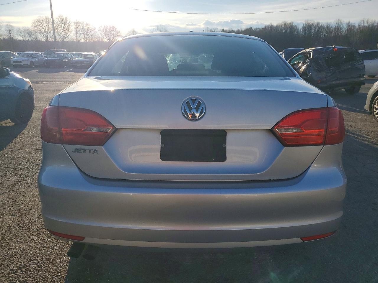 2014 VOLKSWAGEN JETTA