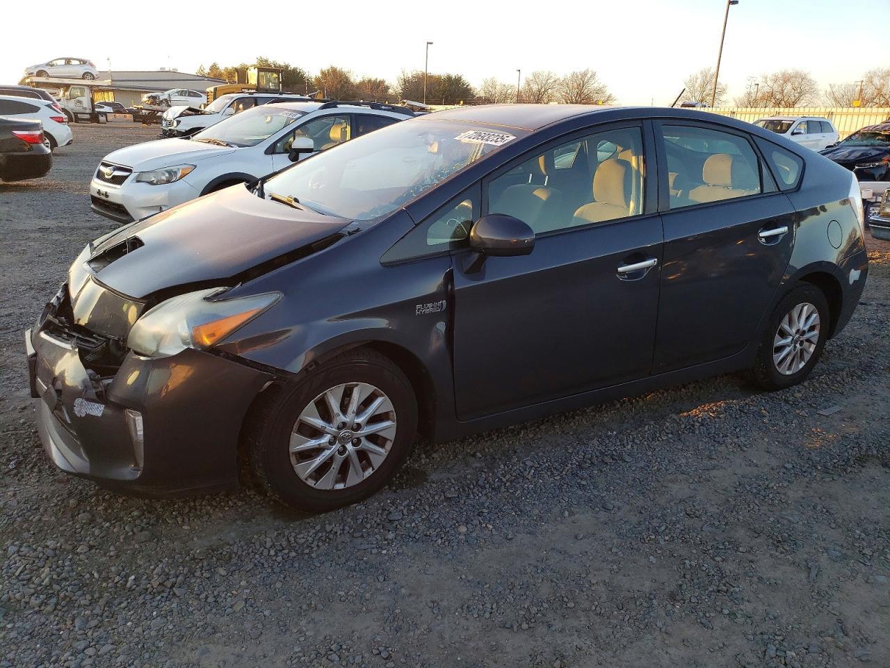 2012 TOYOTA Prius Plug-In