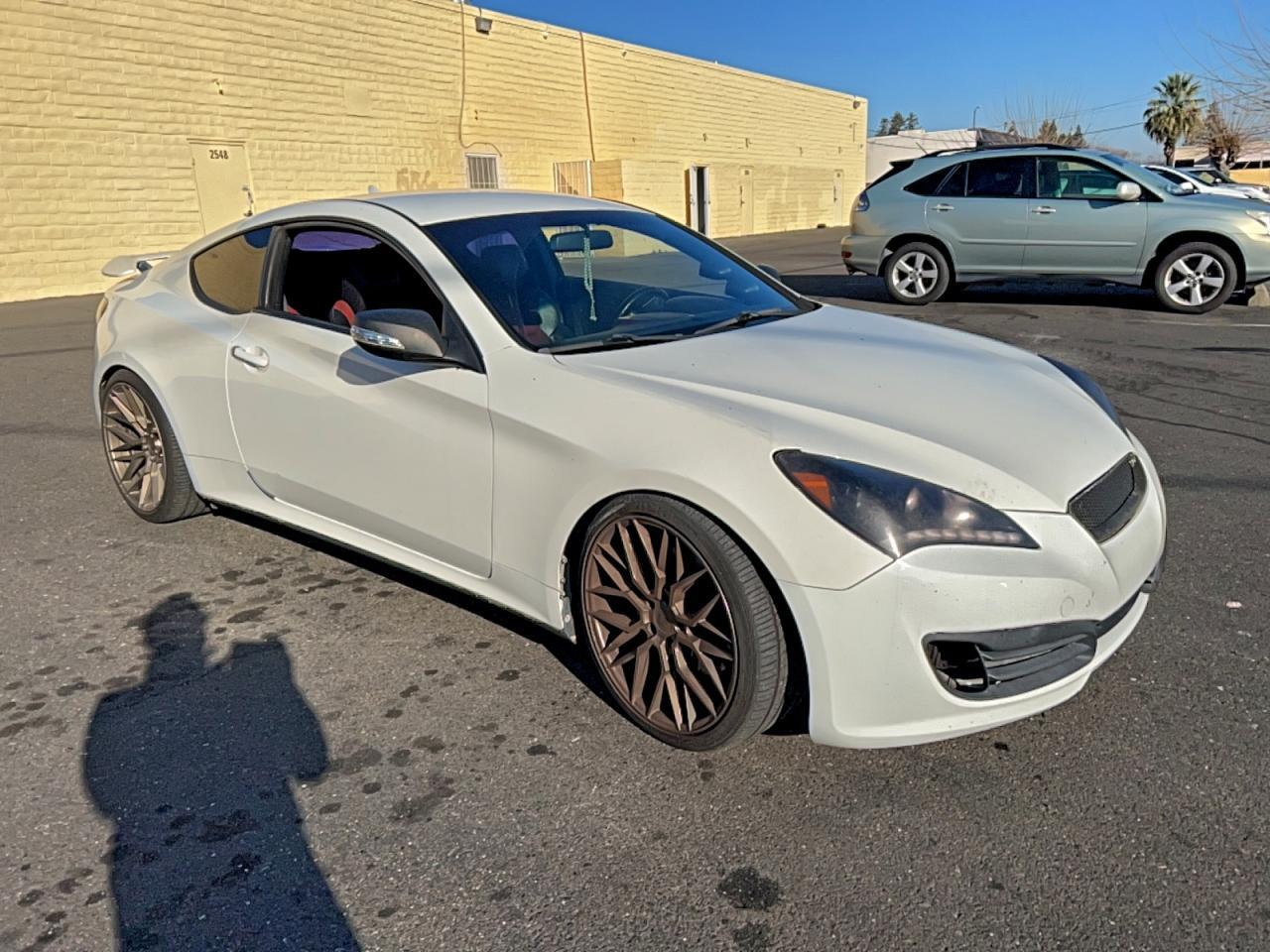 2011 HYUNDAI GENESIS