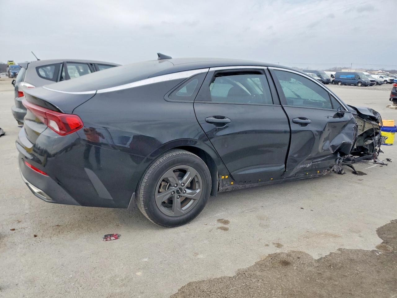 2022 KIA K5