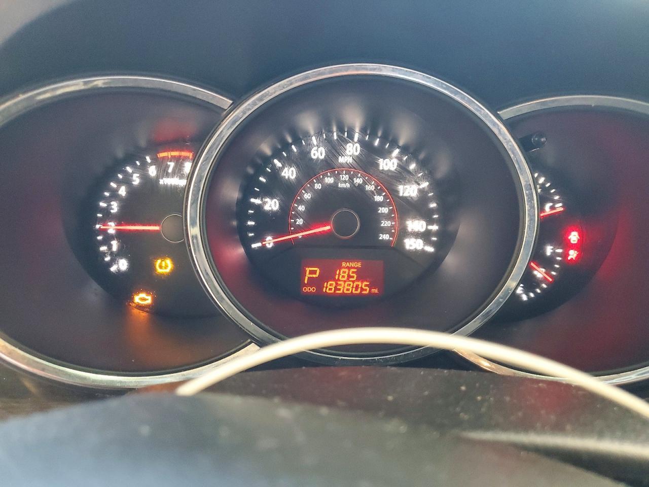 2011 KIA SORENTO