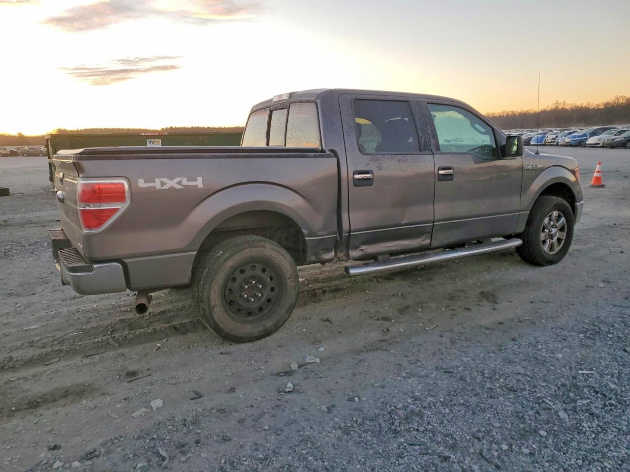 2013 FORD F-150 Lightning