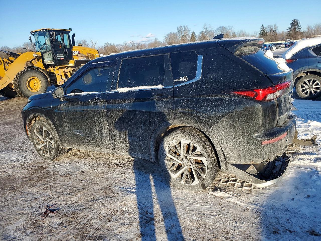 2022 MITSUBISHI outlander