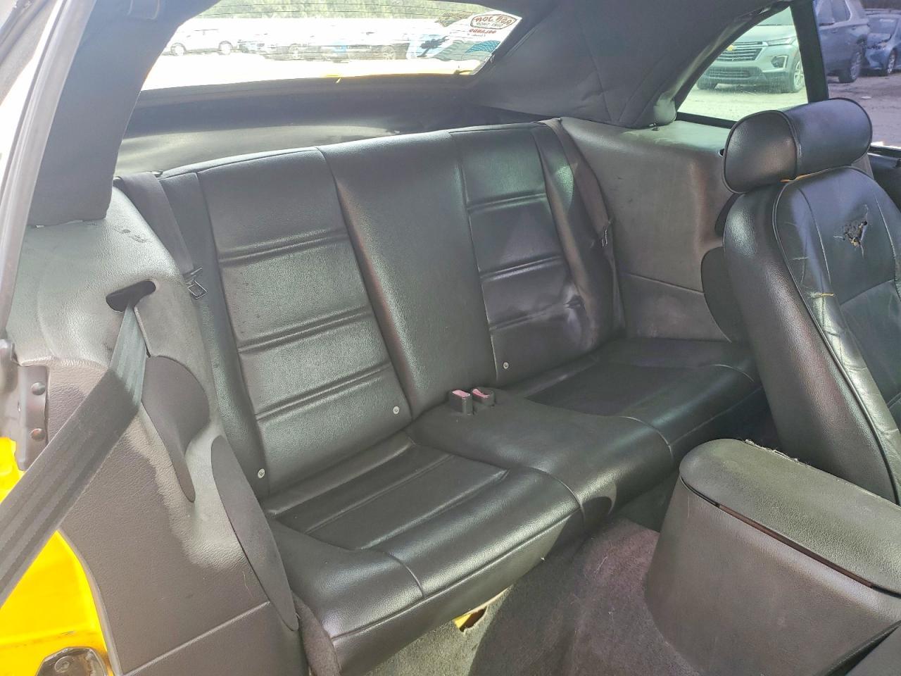 2004 FORD MUSTANG