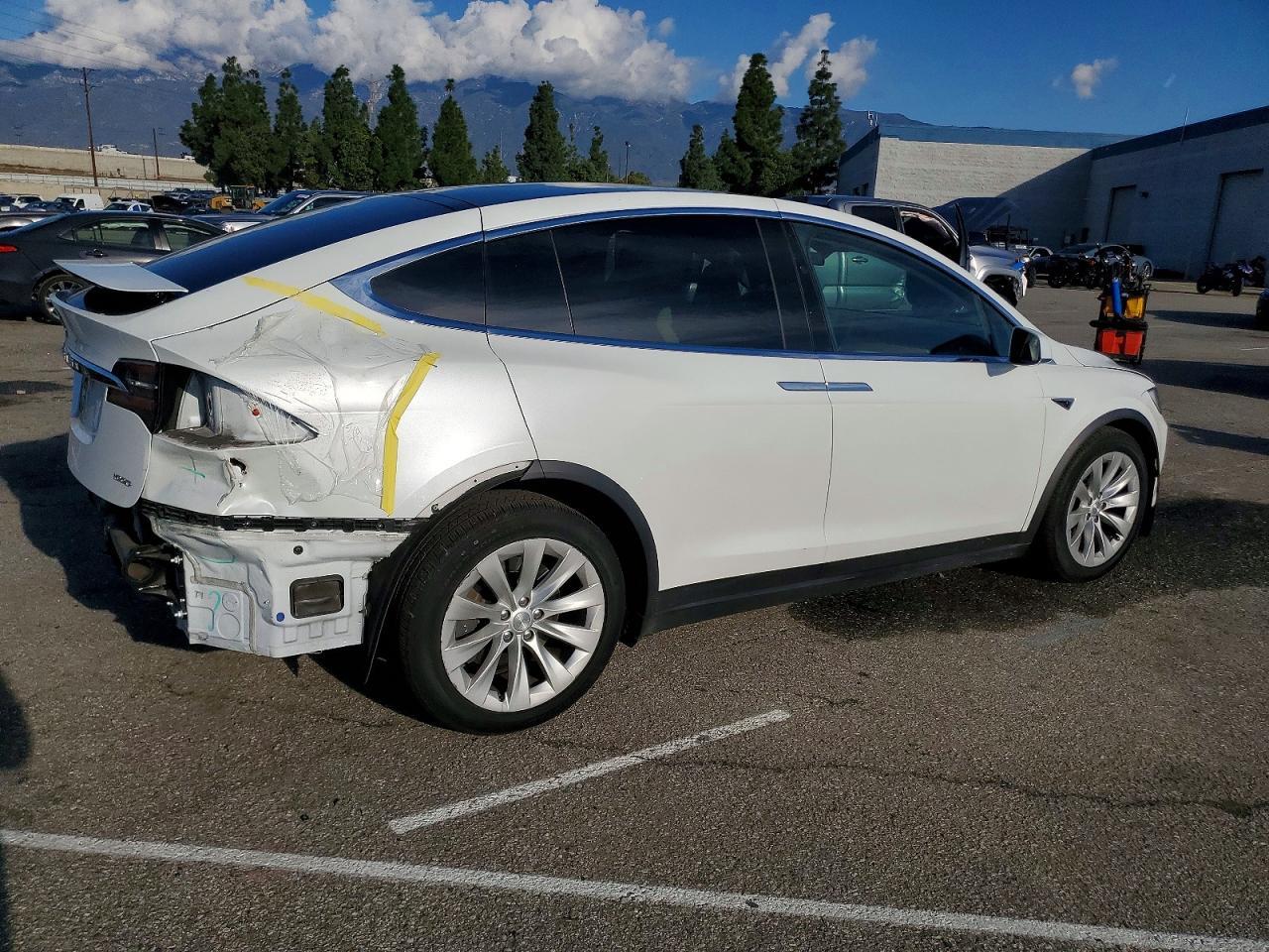2019 TESLA MODEL X